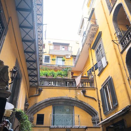Stay Soft Apartment - Centro Storico Napoli Esterno foto