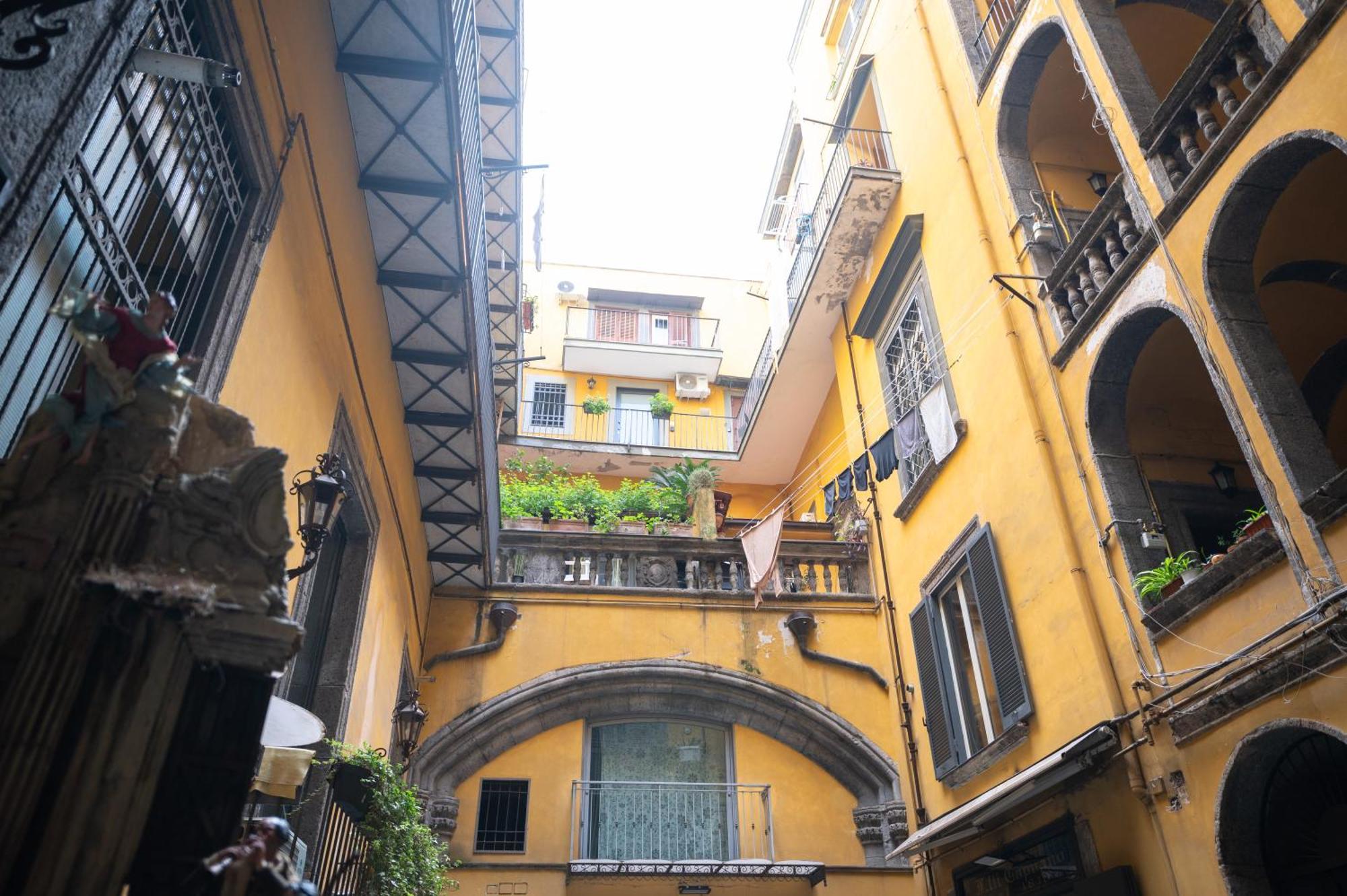 Stay Soft Apartment - Centro Storico Napoli Esterno foto